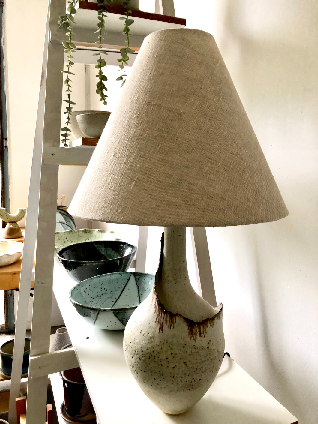 Table lamp